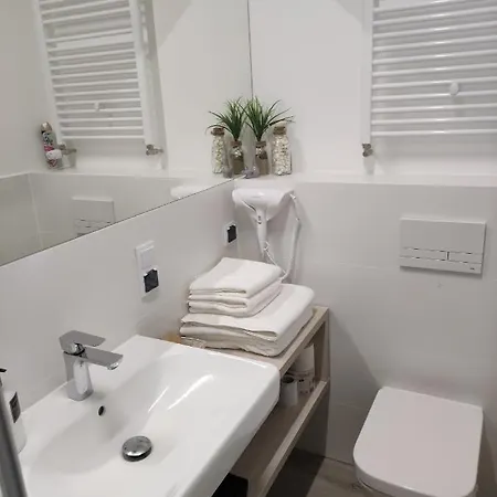 Tecza Dla Dwojga - 50m Od Morza Apartamento Rewal