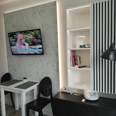 Tecza Apartment Rewal